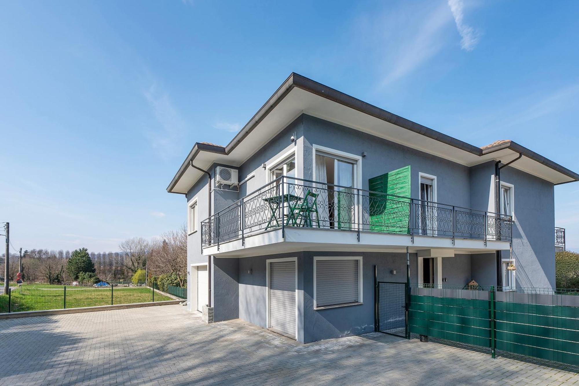 Sweet Home Apartments Peperoncino Arona Buitenkant foto